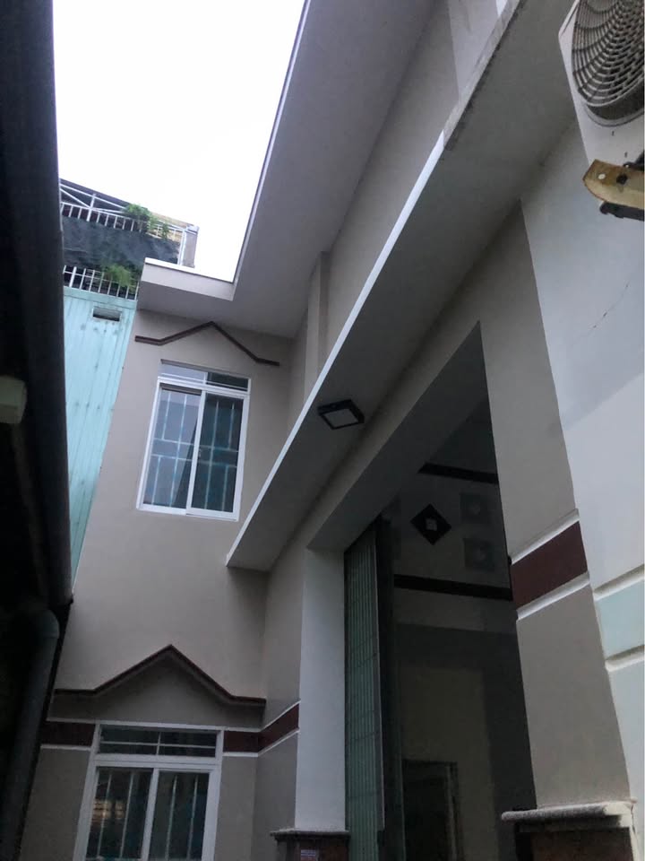 Nhà riêng Hẻm Hàn Mặc Tử Quy Nhơn 40m² giá 1.8 tỷ - Phù hợp cho gia đình nhỏ!