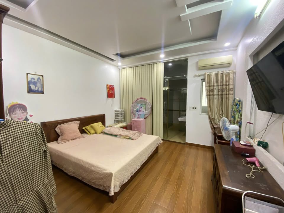 Nhà cho thuê mặt đường Quán Nam, Hải Phòng 90m² - Phù hợp mở văn phòng, kinh doanh