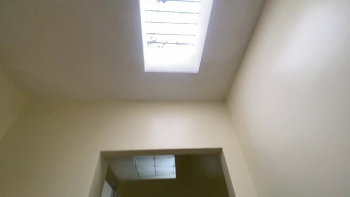 Nhà đẹp Nghĩa Lộ 121.9m² giá 1.35 tỷ - Khu vực không ngập nước!