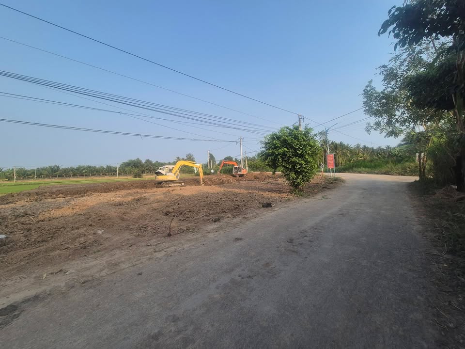 Đất mặt tiền nhựa xã Vĩnh Hựu, Gò Công Tây 150m² giá 420 triệu - Sổ hồng chính chủ!