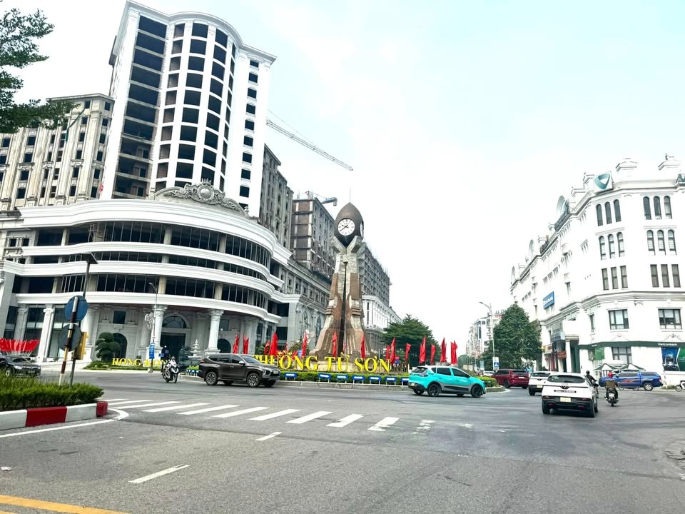 Đất mặt phố Trần Phú, Từ Sơn 100m² - Kinh doanh tuyệt đỉnh!