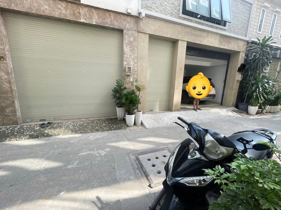 Nhà phố quận 10 52m² giá thỏa thuận - Ô tô vào tận nhà!