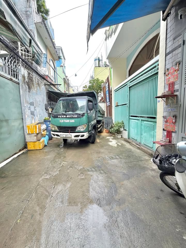 Nhà riêng Phú Lâm Q6 41m² giá 5.25 tỷ - Pháp lý hoàn chỉnh, gần chợ!