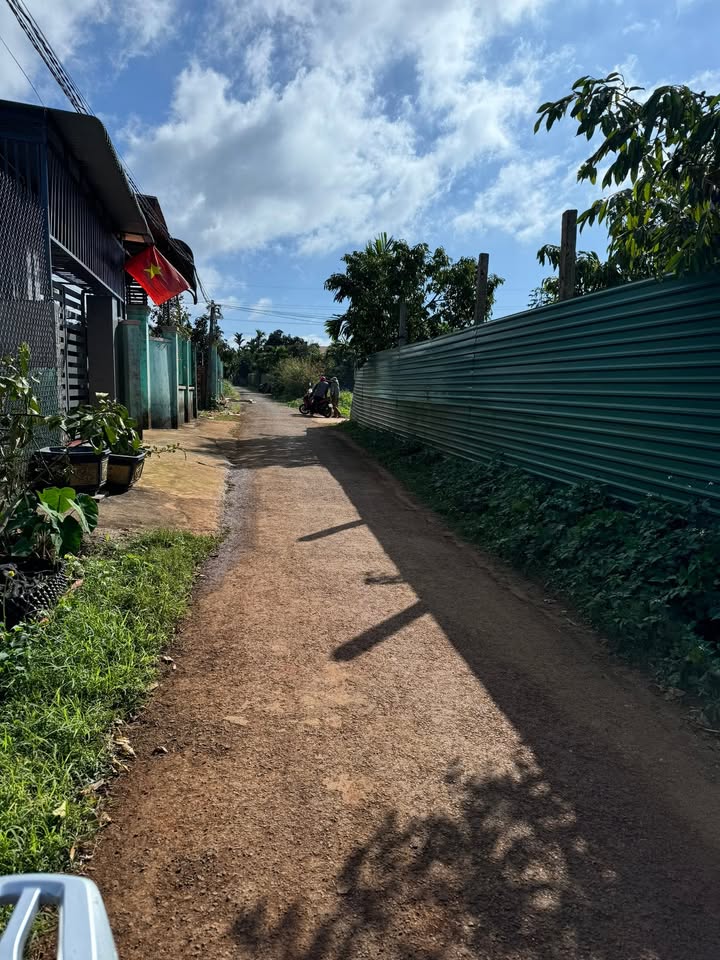 Đất thổ cư thôn 9A Pơng Drang 252m² giá 2 tỷ - Gần trường Lê Hồng Phong!