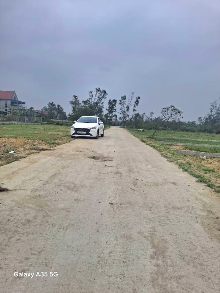 Đất Nghi Trường 100m² giá 1.4 tỷ - Gần đường chính thuận tiện!