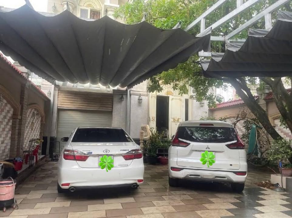 Biệt thự sân vườn Bình Thạnh 268m² giá 35 tỷ - Thiết kế hiện đại, không gian sống lý tưởng!