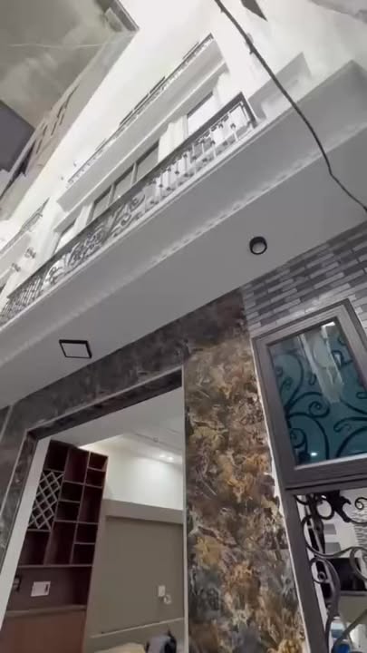 Nhà đẹp 3 tầng Đình Đông, Lạch Tray 56m² giá 3.68 tỷ - Full nội thất mới tinh!