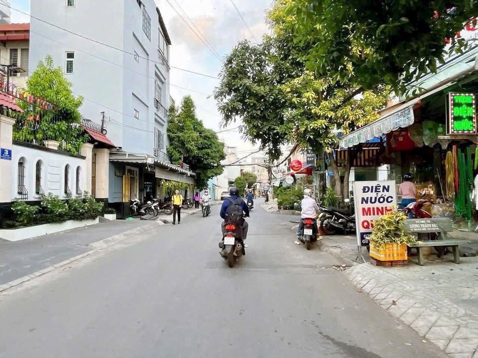 Mặt tiền kinh doanh đường Hoàng Xuân Nhị, Tân Phú 138m² - Cơ hội đầu tư sinh lời!