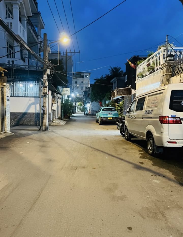 Nhà phố 2 tầng Tân Hưng Quận 7 48m² giá 5.3 tỷ - Lô góc thông thoáng gần Nguyễn Thị Thập!