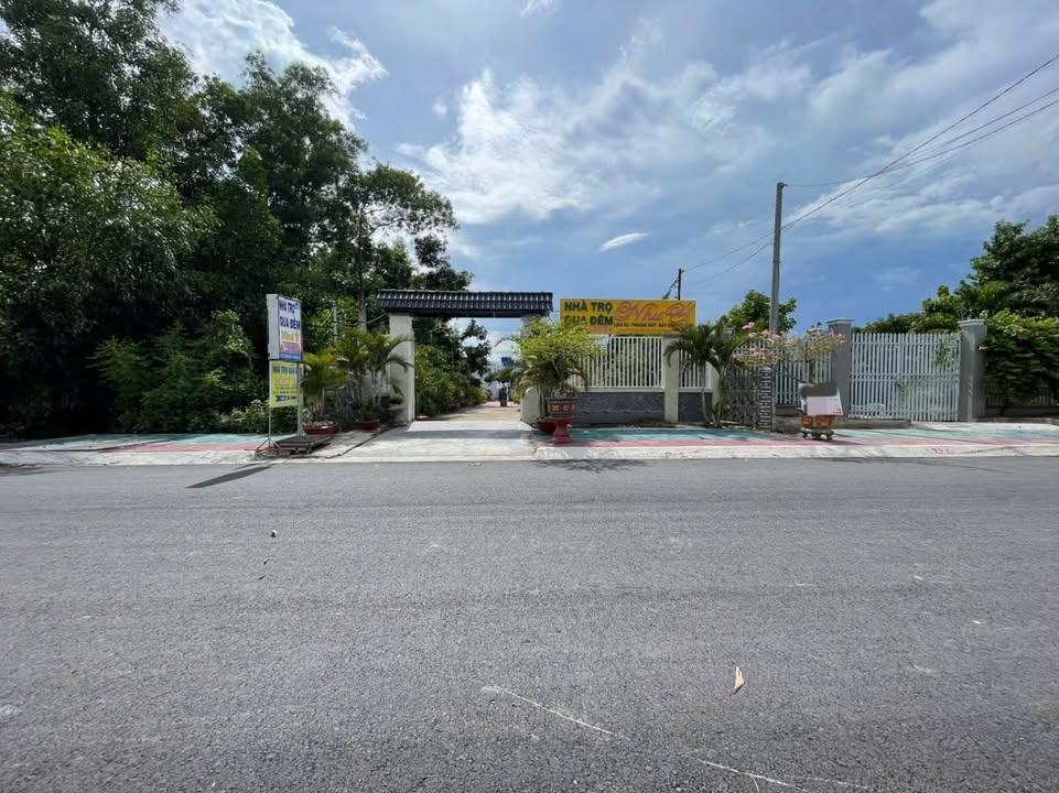 Nhà trọ qua đêm mặt tiền Huỳnh Văn Ngò, 1437.5m² giá 5 tỷ - Cơ hội đầu tư hấp dẫn!