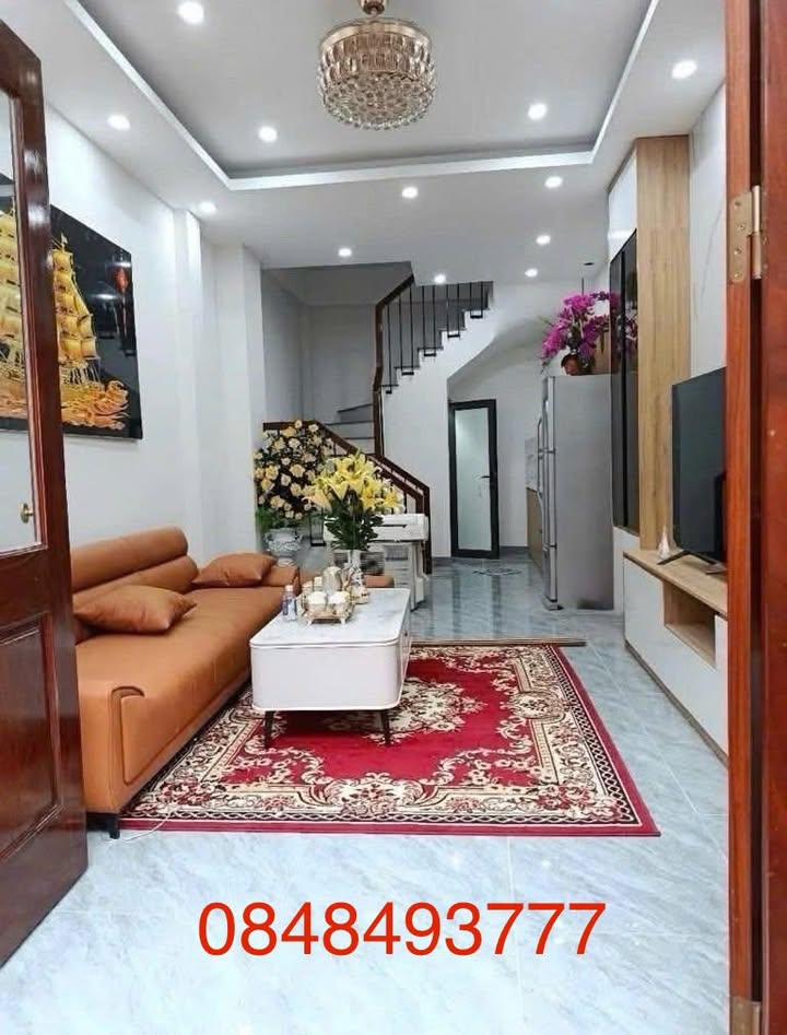 Nhà 5 tầng đường Ỷ La, Dương Nội 34m² giá 6 tỷ - Sẵn sàng vào ở!