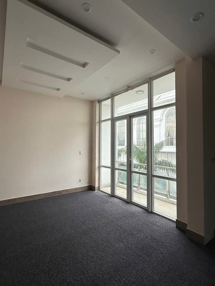 Văn phòng cho thuê Đà Nẵng 55m² giá 6 triệu - Phù hợp cho nhóm sinh viên và văn phòng!