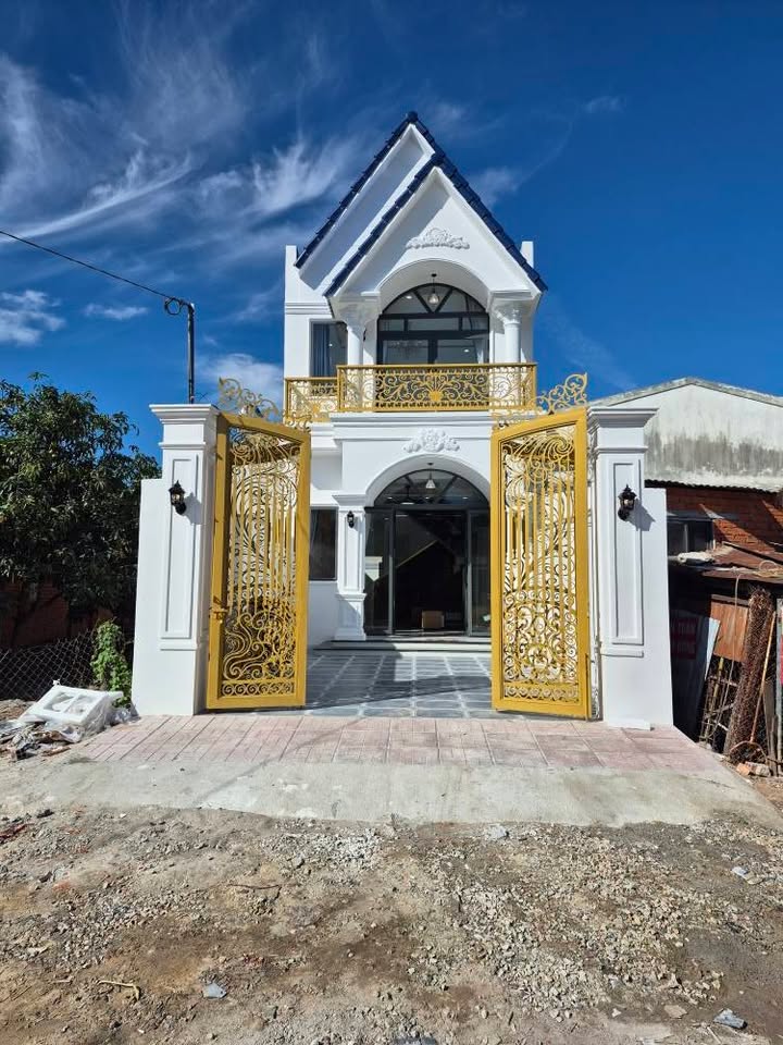 Nhà 1 Trệt 1 Lầu Khu Phố Long Mỹ Tây Ninh 115m² - Vào Ở Ngay!