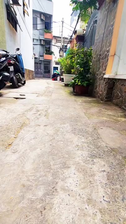 Nhà phố 5 tầng Phan Xích Long 46m² giá 8.99 tỷ - Đón Tết ngay trong khu phố ẩm thực!