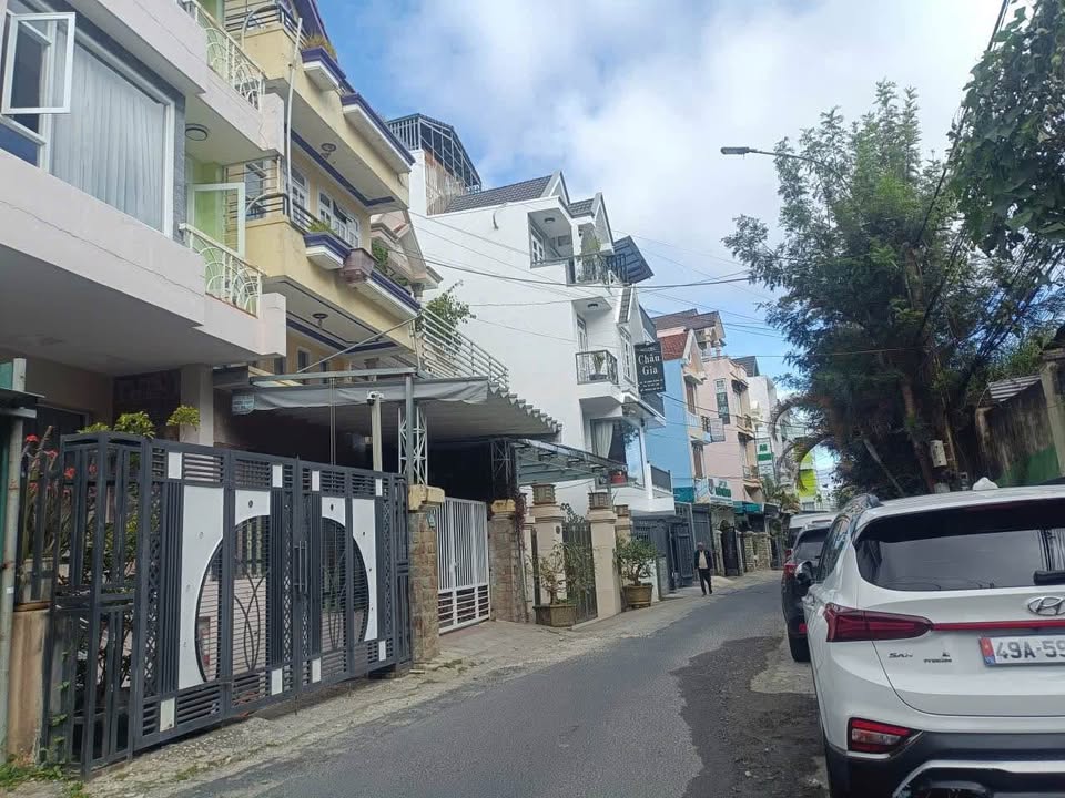 Đất KQH Trần Lê, P. Xuân Hương, Đà Lạt 90m² giá 13.5 tỷ - Cơ hội đầu tư tuyệt vời!