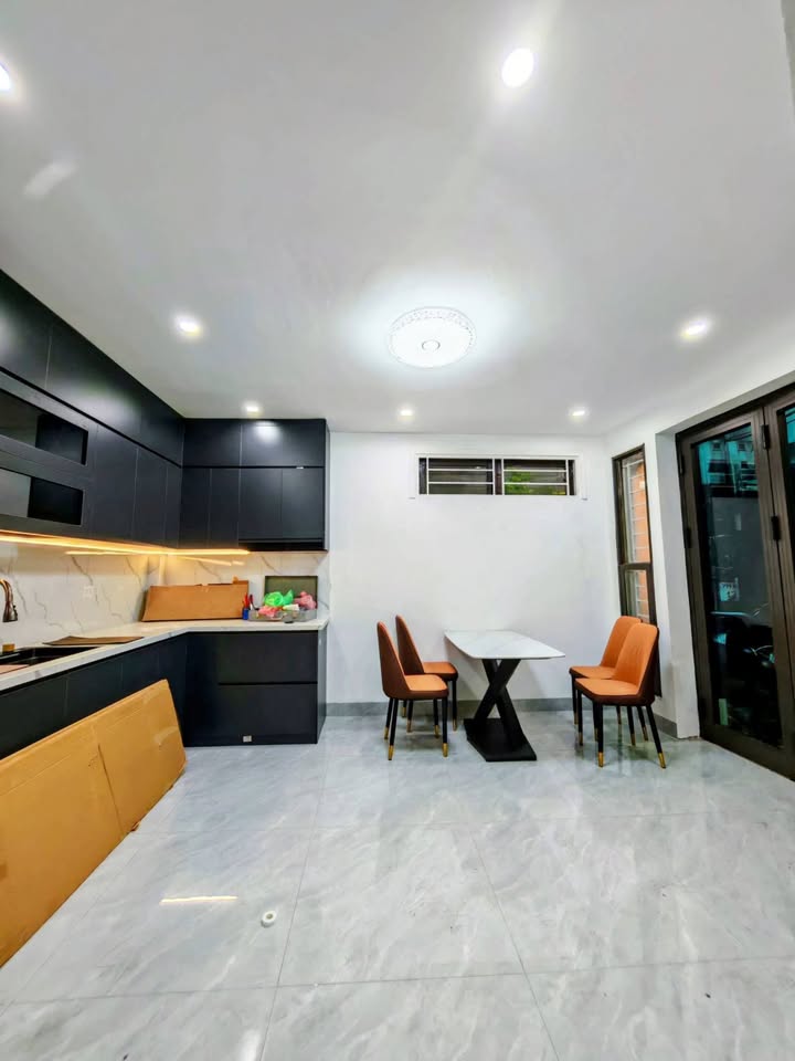 Nhà riêng Yên Hoà Cầu Giấy 29m² giá 7 tỷ - Lô góc đẹp, đầy đủ nội thất!