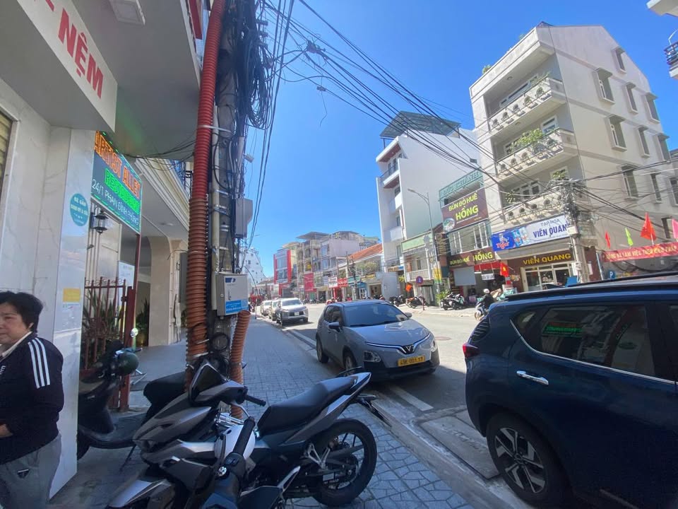 Mặt tiền FrontHouse Đà Lạt 54m² giá 25 triệu - Khu vực đông đúc nhất!