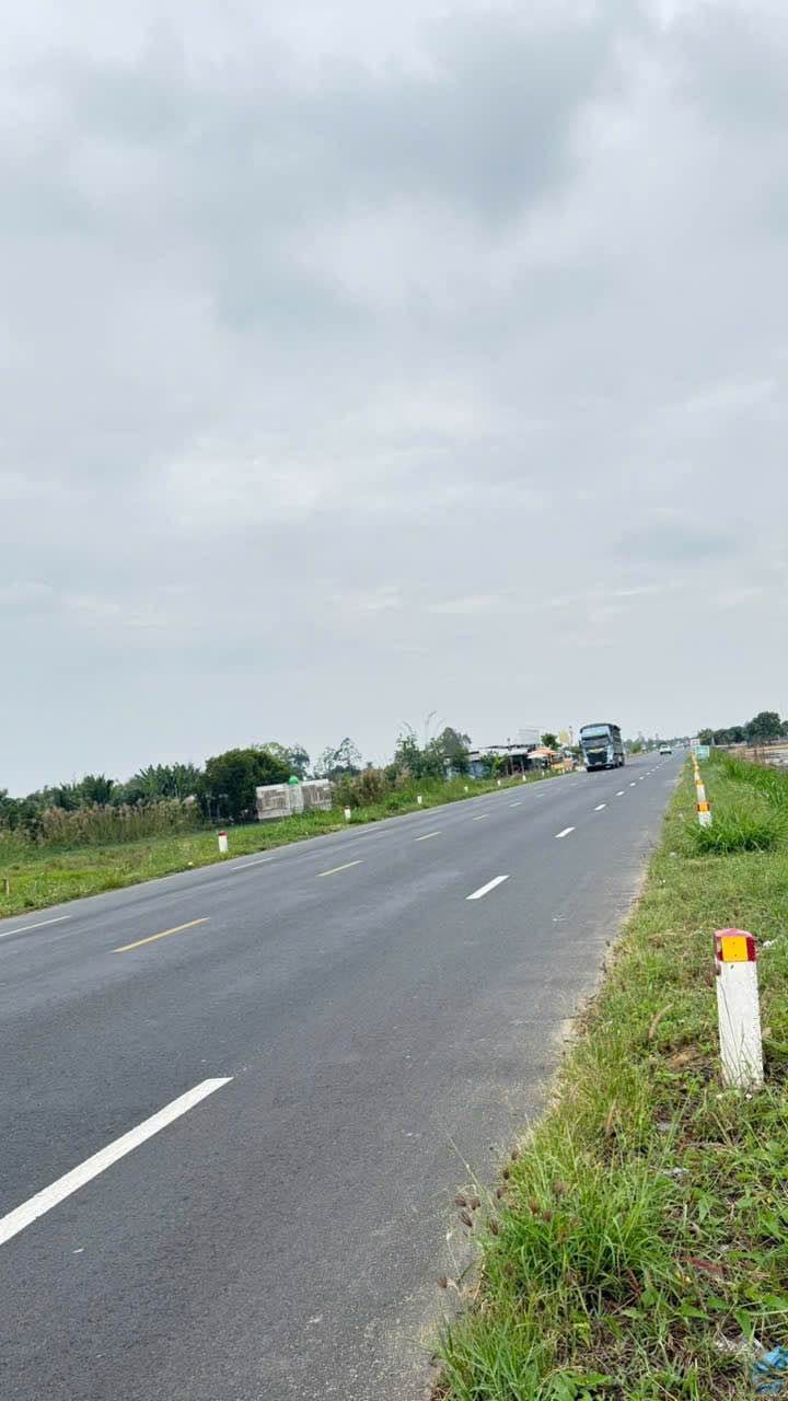 Đất ruộng Phường Bình Đức, Long Xuyên 30.000m² - Bán gấp, giá thương lượng!