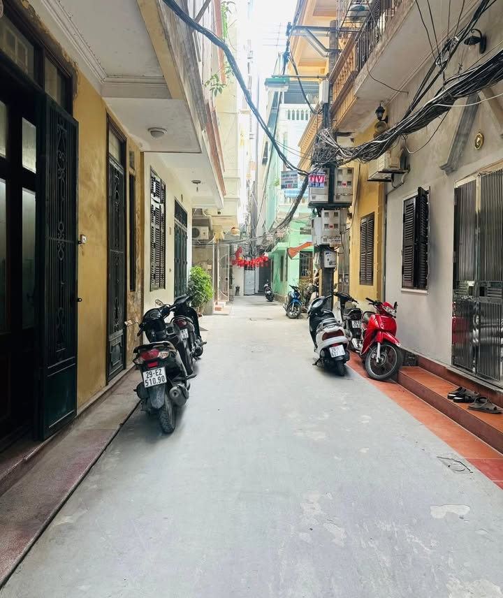 Căn hộ CCMN Khâm Thiên 45m² giá 40 triệu - Phong cách sống hiện đại tại trung tâm!