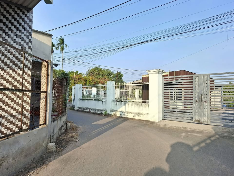 Lô đất Hòa Long Bà Rịa 420m² giá 1.8 tỷ - Đường ô tô, tiện ích đầy đủ!