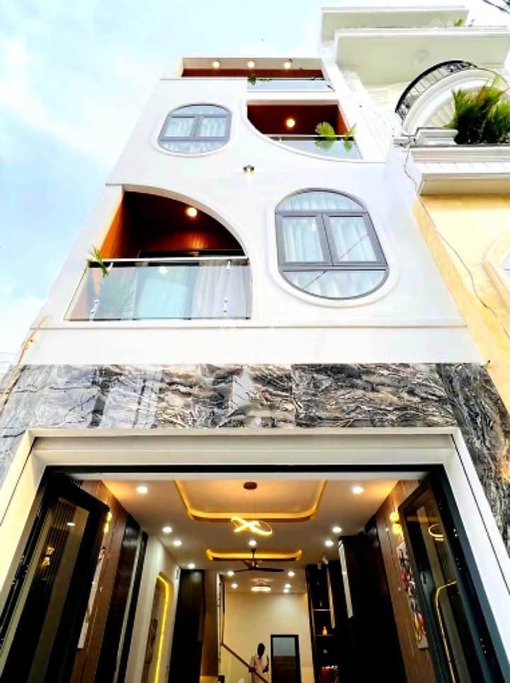 Nhà riêng hẻm ô tô Thích Quảng Đức, Phú Nhuận 92m² giá 6.5 tỷ - Đầu tư sinh lời cao!