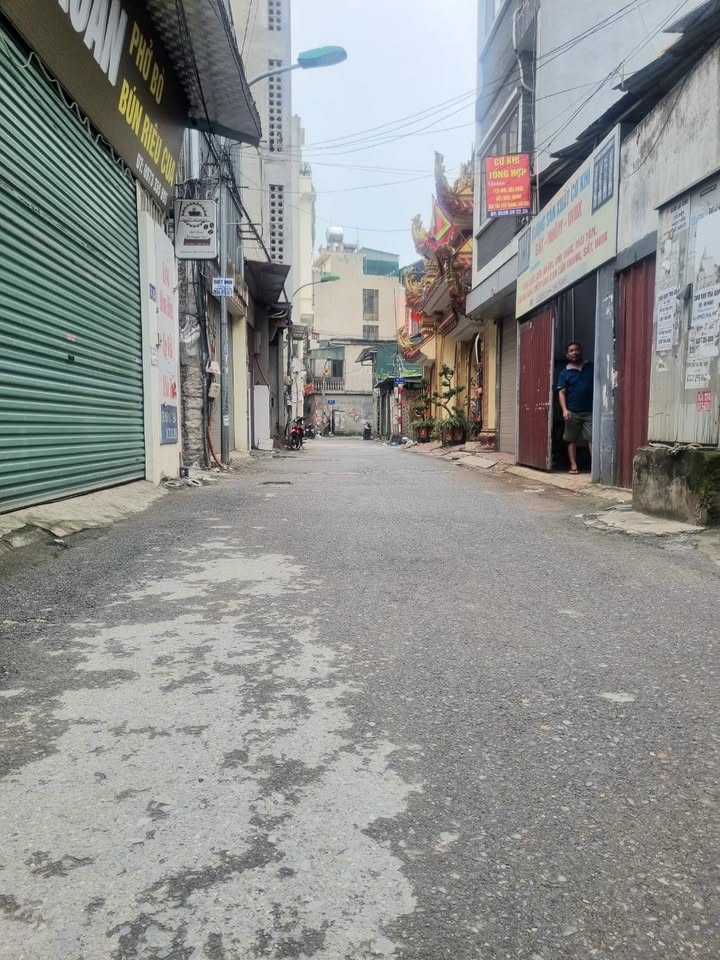 Đất nền Trạm Long Biên 50m² giá 5 tỷ - Đầu tư sinh lời ngay!