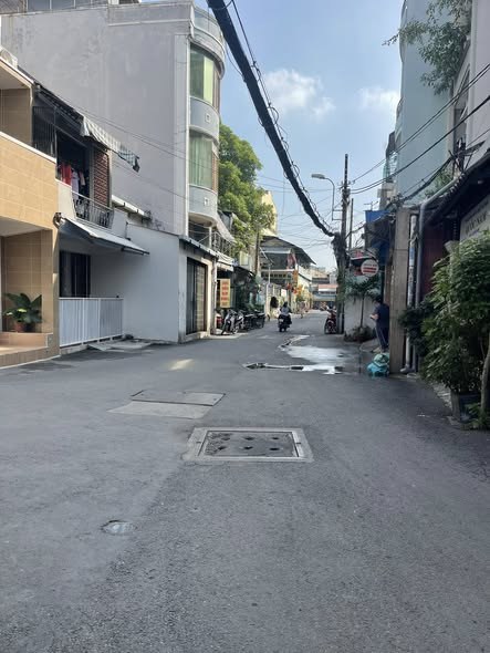 Bán nhà Nơ Trang Long quận Bình Thạnh 26m² giá 4.5 tỷ - Kinh doanh hiệu quả!