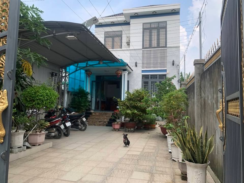 Biệt Thự Dĩ An 252m² giá 6 tỷ - Không thể bỏ lỡ!