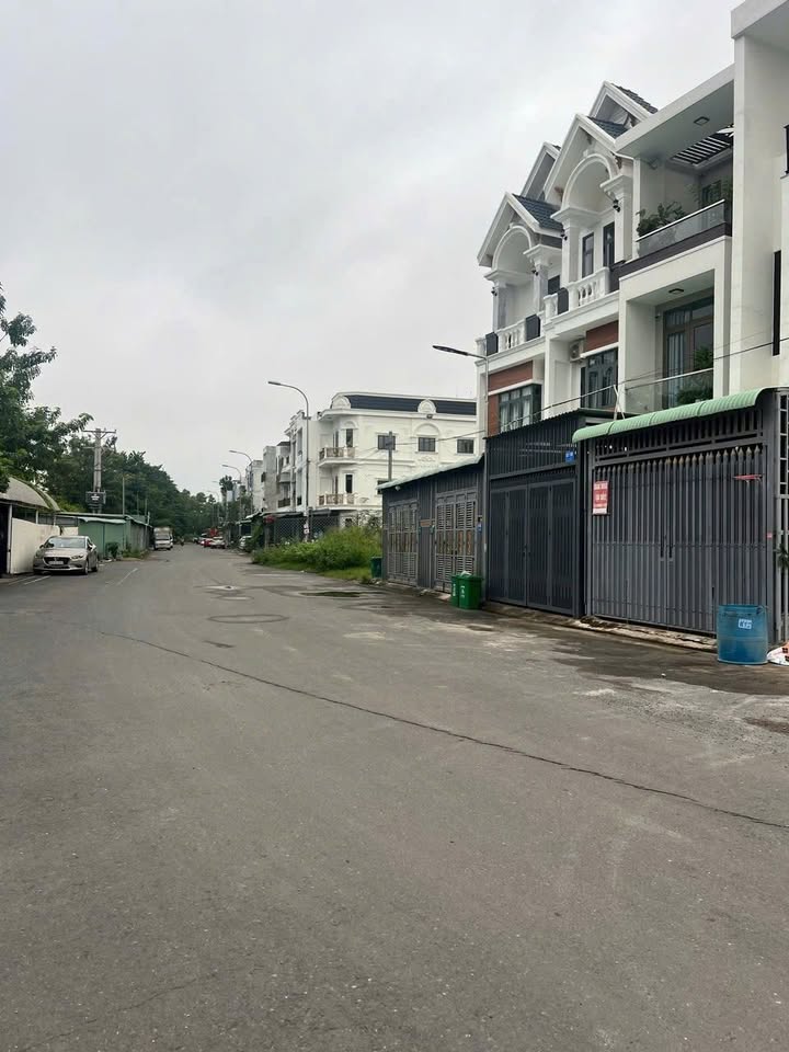 Đất Hóa An Biên Hòa 62m² giá 2.3 tỷ - Sổ hồng chính chủ, vị trí đẹp!