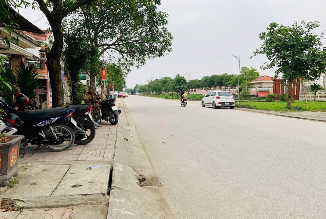 Bán đất mặt đường Xuân Lộc, phường Nghi Kim, 200m² - Vị trí kinh doanh đắc địa!