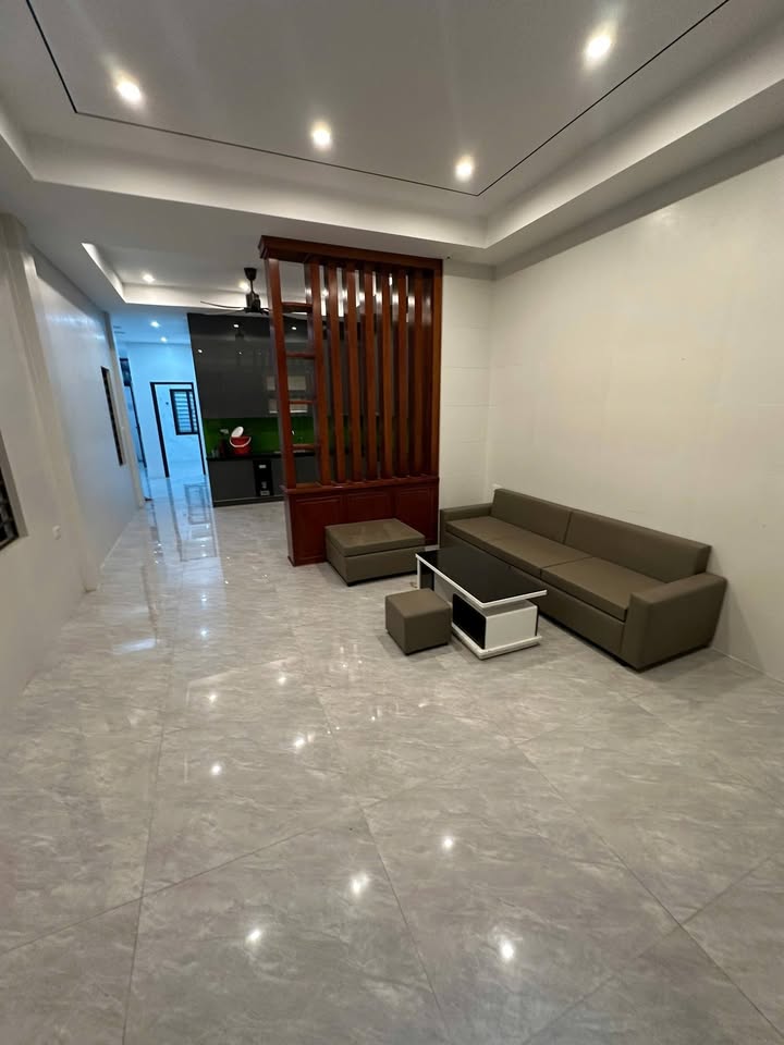 Nhà cho thuê tại đường Hồ Sỹ Đống, Vinh - Phù hợp cho gia đình lớn!