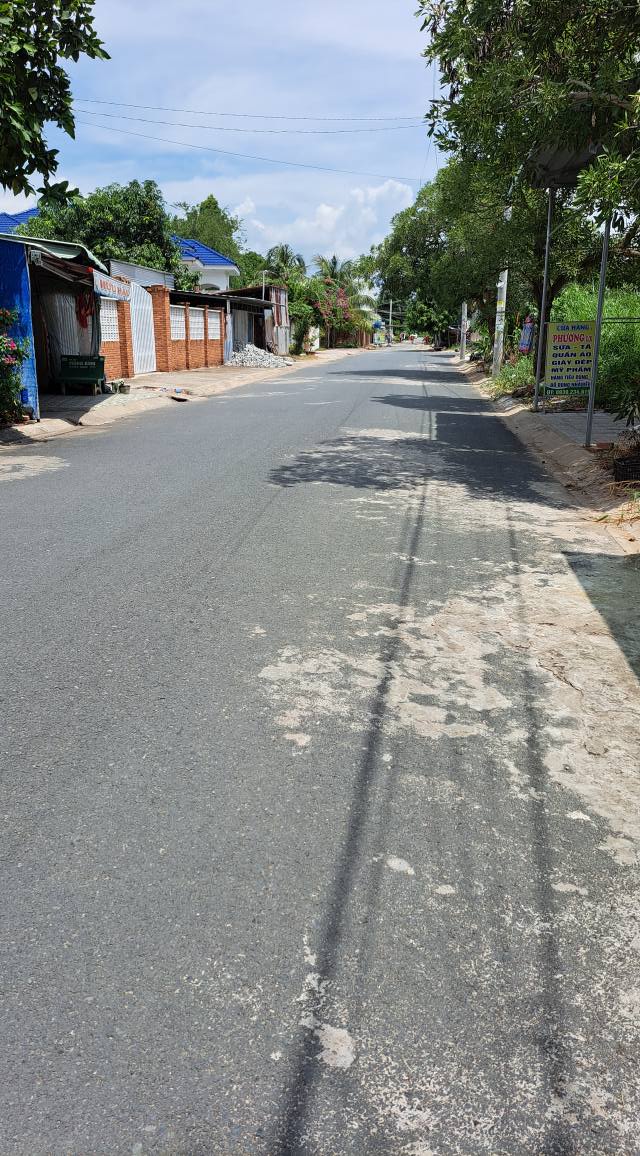 Nhà cấp 4 đường số 2 Mỹ Thạnh 106m² giá 1 tỷ - Cách chợ chỉ 100m!