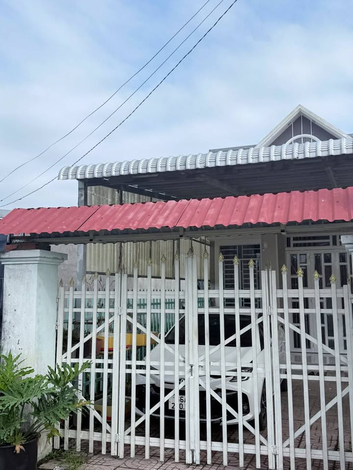 Nhà cấp 4 Tân Quy Tây Sa Đéc 150m² giá 1.45 tỷ - Gần chợ tiện lợi!