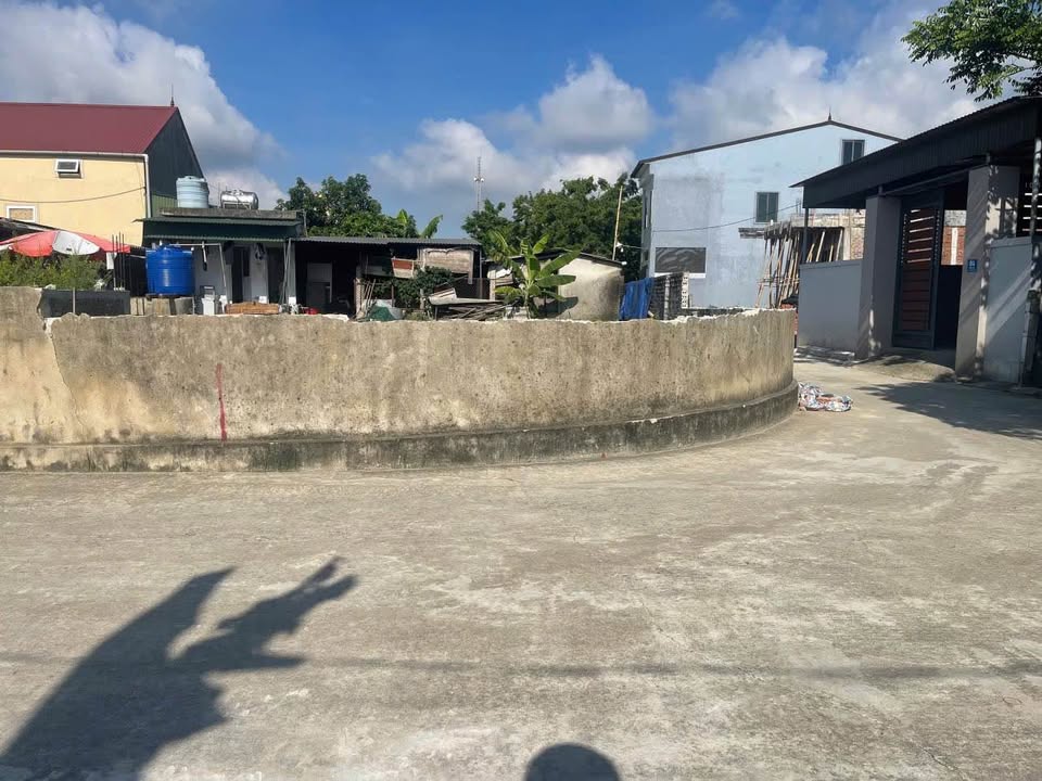 Đất nền lô góc 121m² đường Xuân Lộc, Vinh - Giá chỉ 2.1 tỷ, vị trí đẹp!