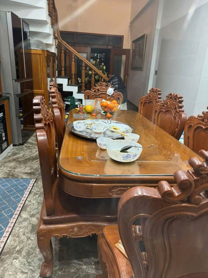 Nhà 4 tầng mặt đường Nguyễn Lương Bằng 94m² giá thỏa thuận - Đầu tư sinh lời ngay!