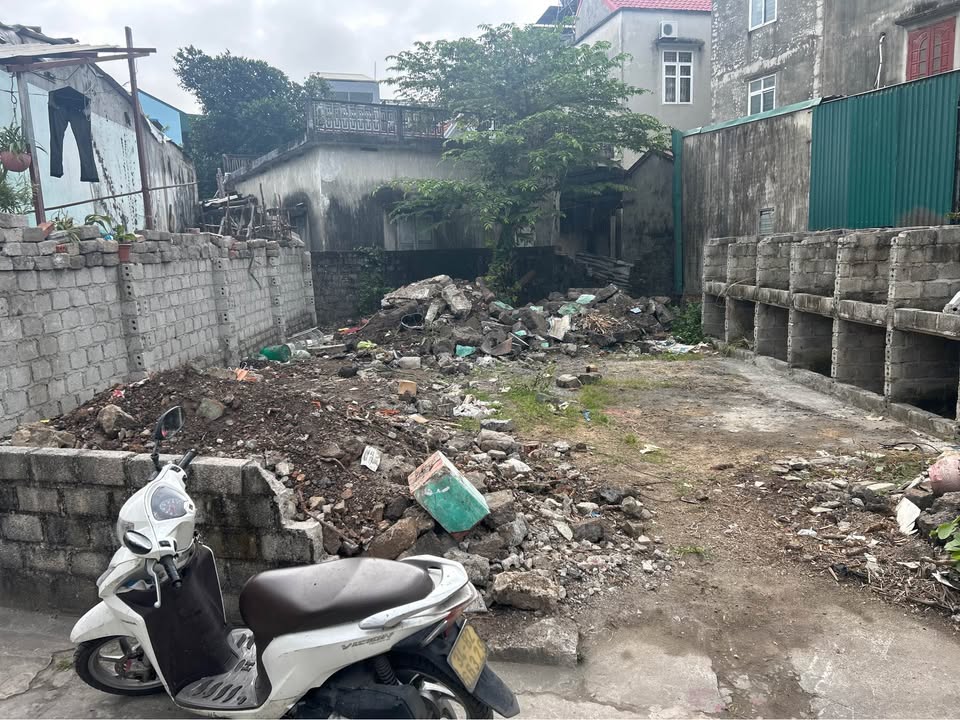 Đất sổ đỏ chính chủ tại Hà Tu, Hạ Long 58m² giá 1.1 tỷ - Đường xá thuận tiện!