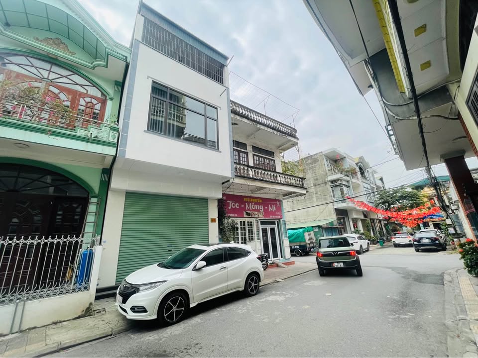 Nhà 3 tầng kinh doanh tại Cẩm Trung 55.2m² giá 3 tỷ - Đầu tư sinh lời ngay!