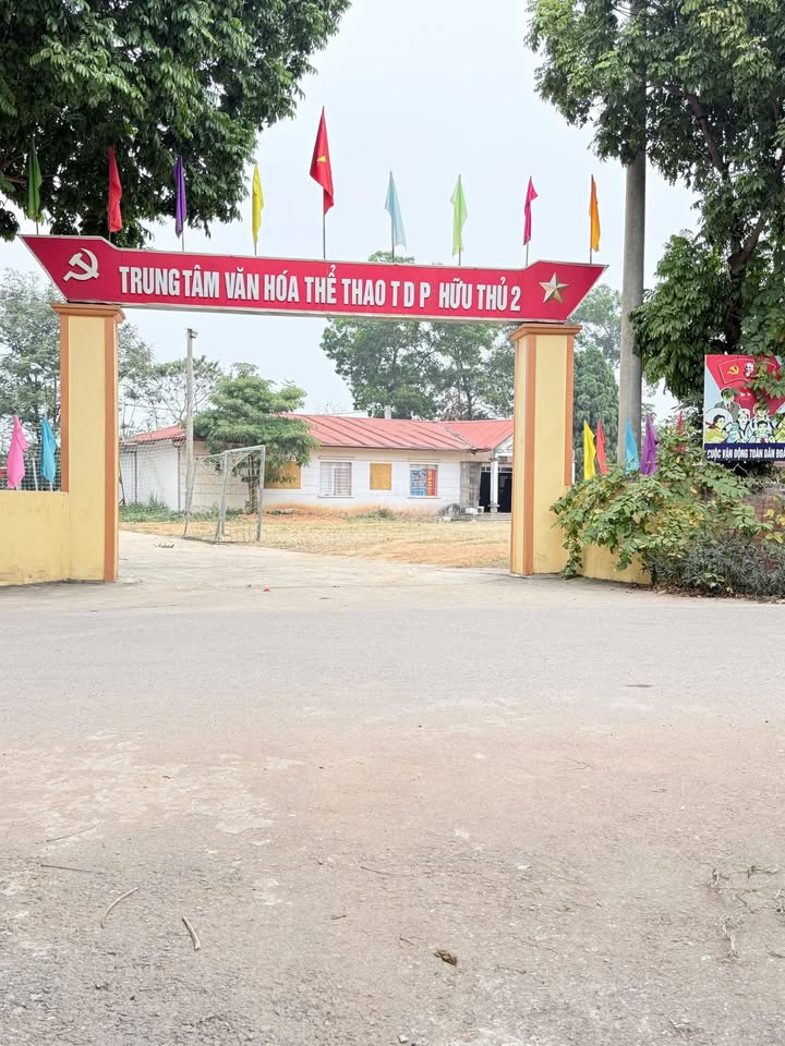 Đất nền Kim Long, Tam Dương 200m² giá 2 tỷ - View nhà văn hóa thoáng mát!