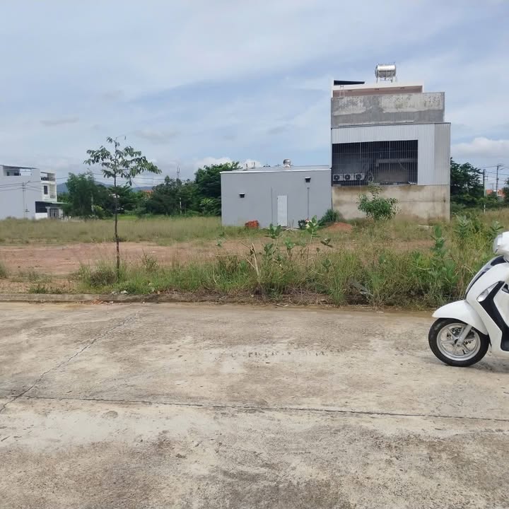 Đất nền An Nhơn 135m² giá 800 triệu - Cơ hội đầu tư tuyệt vời!