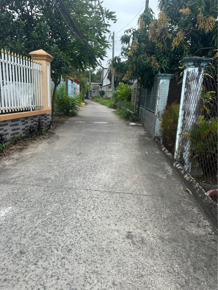 Nhà cấp 4 Trà Vinh 360m² giá 2 tỷ - Đầu tư lý tưởng, hai mặt tiền!