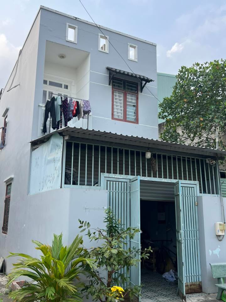 Nhà phố Nguyễn Duy Trinh Quận 9 65m² giá 4.3 tỷ - Đối diện công viên xanh mát