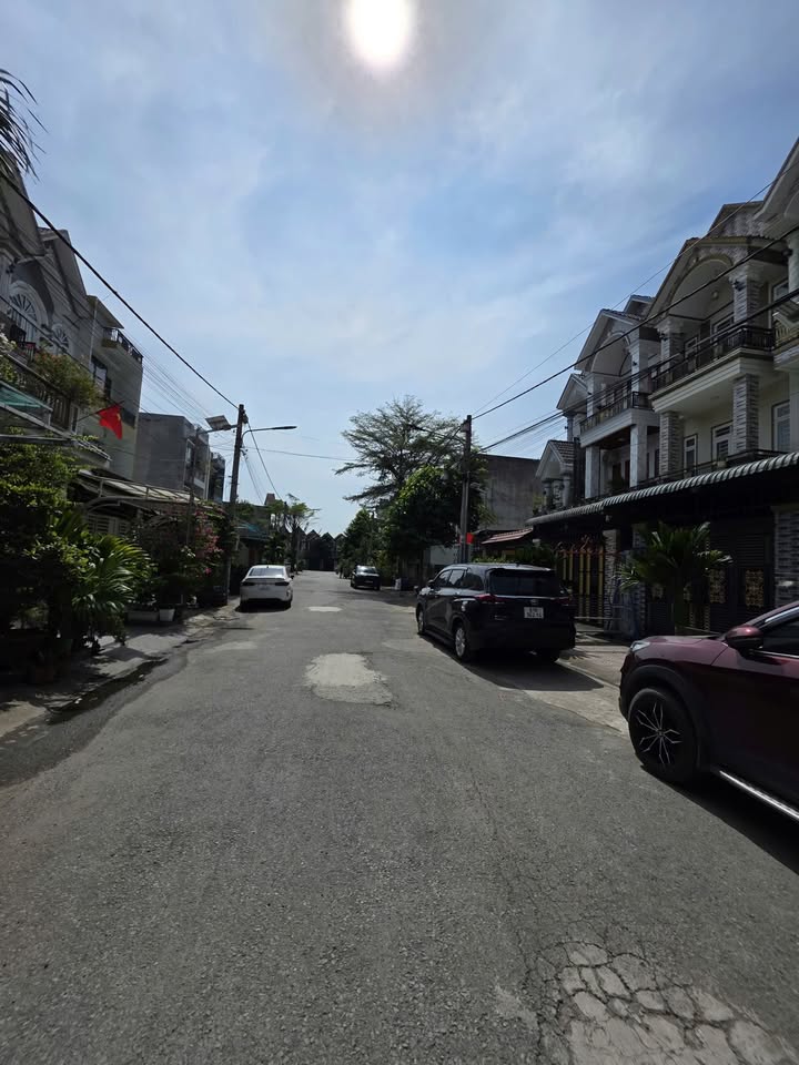 Đất nền Tân Đông Hiệp, Dĩ An 89.6m² giá 3.8 tỷ - Đường rộng, xây tự do!