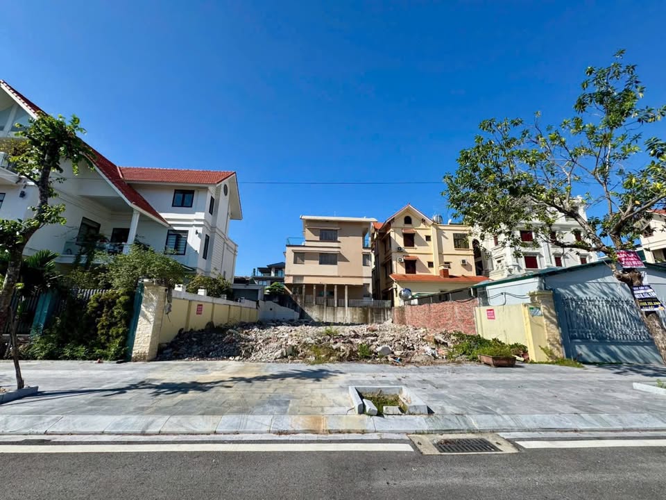 Bán đất biệt thự Hồng Hải, Hạ Long 330m² - Khu đô thị xanh an ninh