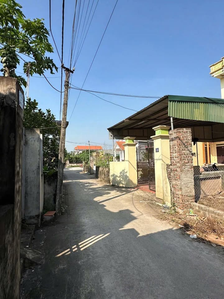 Nhà riêng Bạch Hạ, Phú Xuyên 85m² giá 2 tỷ - Ô tô đỗ cửa thoải mái!