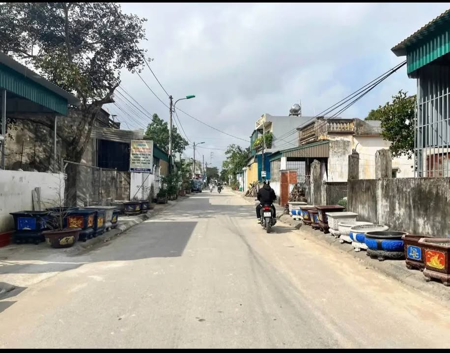 Đất nền Quảng Thành, Thanh Hóa 111m² giá 1.1 tỷ - Tiềm năng tăng giá mạnh!