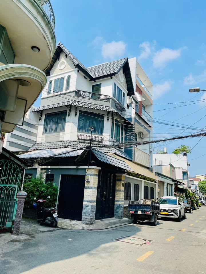 Nhà phố Bình Tân 53m² giá 4.95 tỷ - Sổ hồng riêng, ngay mặt tiền Kinh Dương Vương!