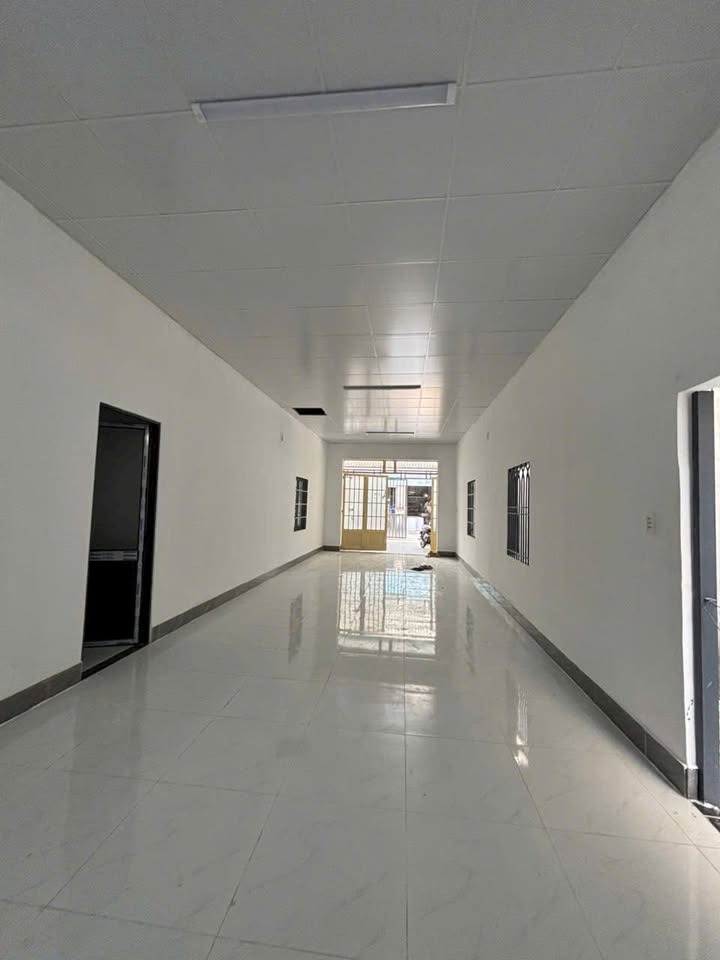 Nhà phố Vĩnh Lộc, Bình Chánh 120m² giá 5.7 tỷ - Sổ hồng riêng, gần chợ