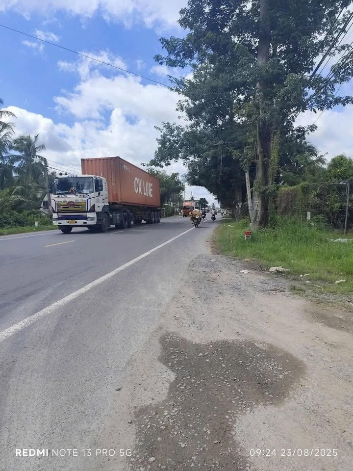 Đất nền mặt tiền Quốc lộ 60 Tân Thành Bình 1500m² giá 4.2 tỷ - Thích hợp mở công ty kho xưởng!