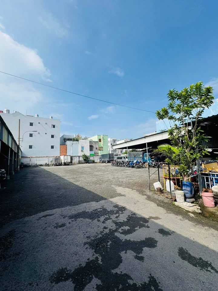 Đất 2 mặt tiền Trần Thị Năm, Tân Chánh Hiệp 3260m² giá 139 tỷ - Cơ hội đầu tư hiếm có!