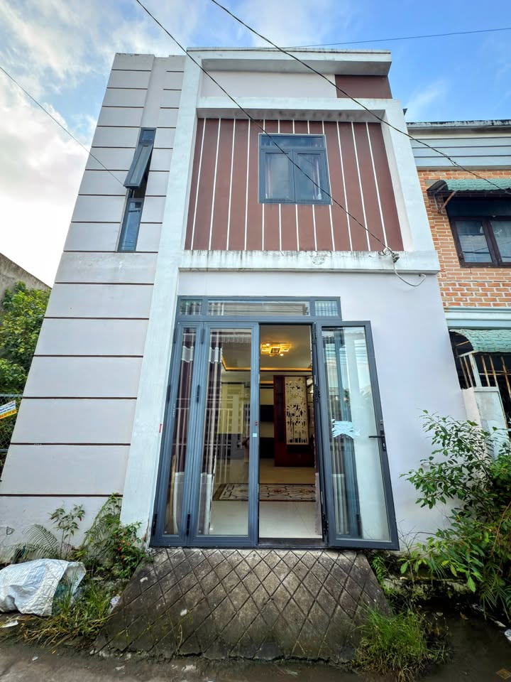 Nhà 3 phòng ngủ hẻm liên tổ 3/4 Nguyễn Văn Cừ, Cần Thơ - Sổ hồng chính chủ, giá chỉ 2.85 tỷ!